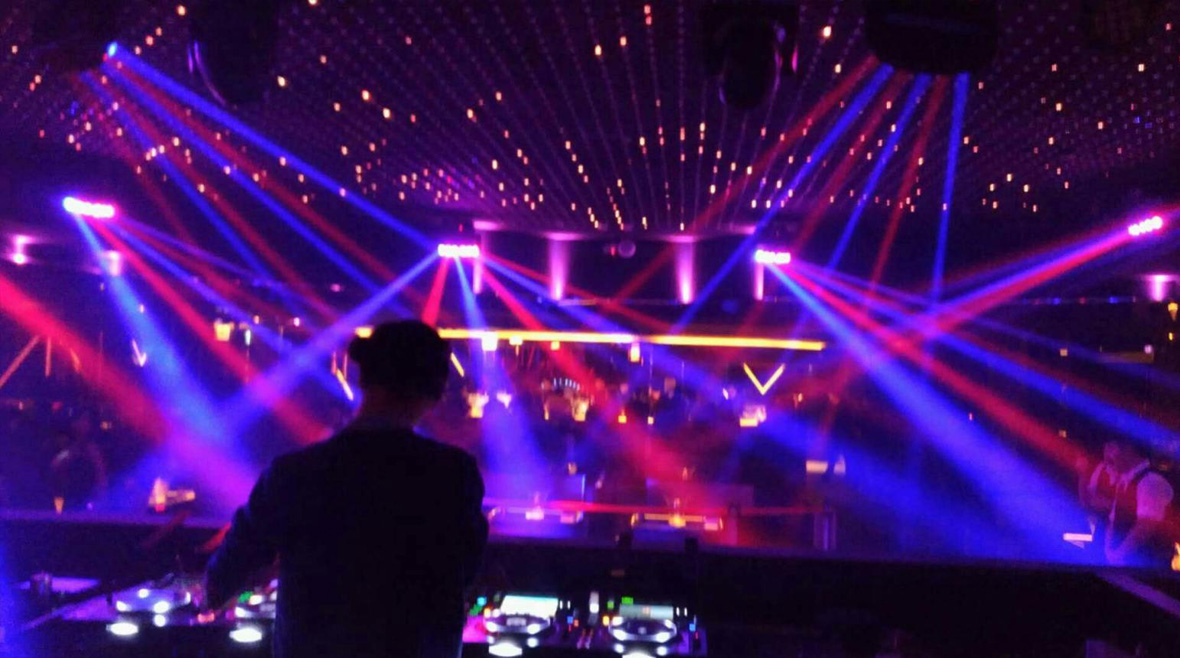 проект-Heavy-metal-duo-METALLIC-25pcs-of-BEAM-610,-США